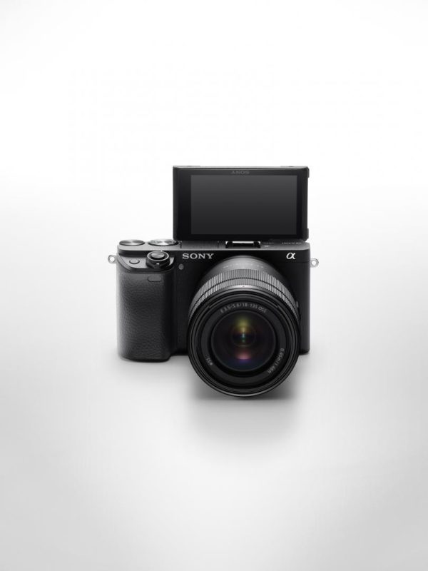 Kit SONY Alpha A6400 Mirrorless 24.2MP, ISO 32000 (Extins: 102400), - RealShopIT.Ro